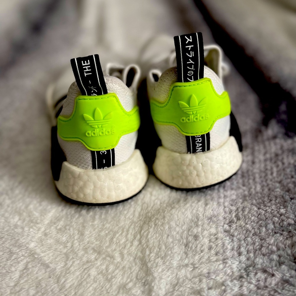 Adidas NMD R1’s - size 6.5